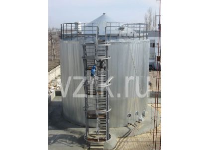Цельносварный силос 700 м